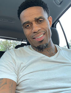 Meet your Posher, Cedric